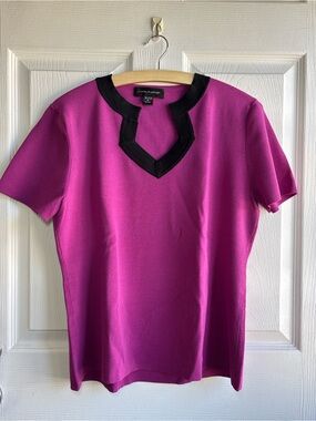 V Neck Short Sleeve Knit Blouse Size XL - Cable & Gauge